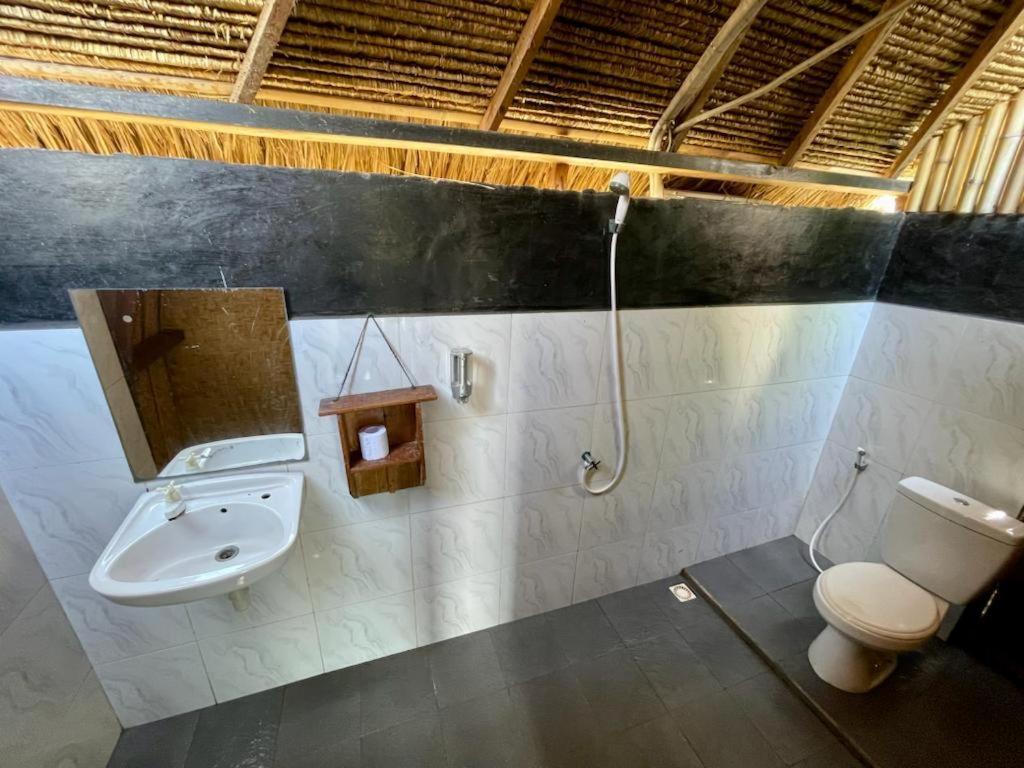 The Golden Ave Bungalow Gili Trawangan Pokój zdjęcie